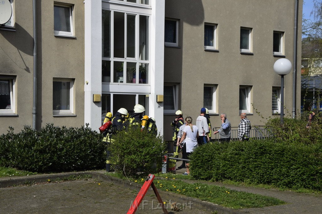 Feuer 1 Koeln Vingst Ansbacherstr P07.JPG - Miklos Laubert